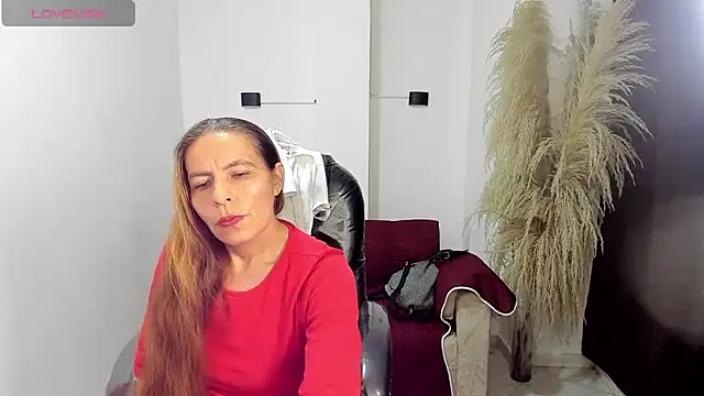 Milf karlye online show from June 21, 3:42 am