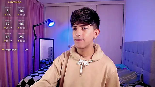 teobowny  online show from January 18, 5:04 pm