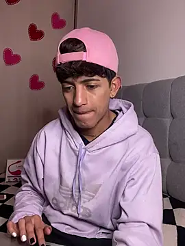 teobowny  online show from February 5, 4:58 pm