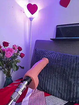 Snapshot of Liulee chatting on February 15, 4:14 pm Liulee online show from February 15, 4:14 pm