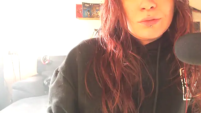 complicata mente online show from March 4, 3:04 pm