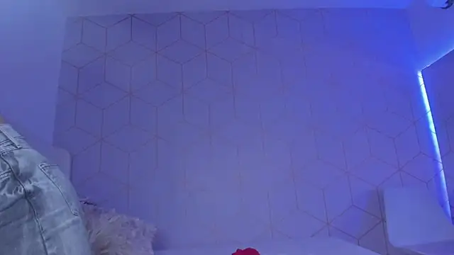 SaraWesst online show from March 4, 12:44 pm