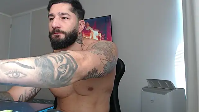 jonhklleyn online show from February 16, 9:00 pm