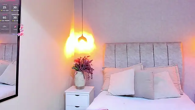 tutu milf online show from October 2, 7:10 pm