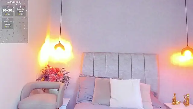 tutu milf online show from November 8, 7:12 pm