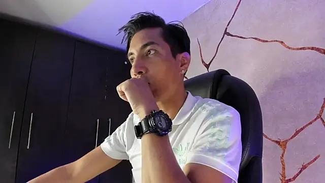 Snapshot of EdwardVlad chatting on December 5, 7:28 pm EdwardVlad online show from December 5, 7:28 pm