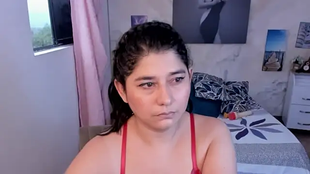 alinabozz1 online show from April 30, 10:25 pm