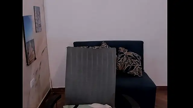 alinabozz1 online show from May 27, 4:42 am