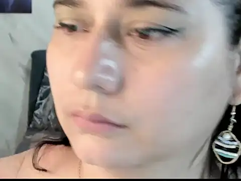 alinabozz1 online show from June 11, 4:21 am