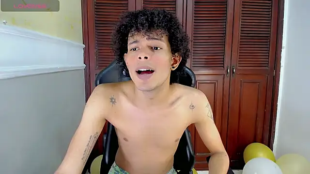 rose Skinny  online show from September 11, 9:26 pm