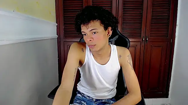 rose Skinny  online show from September 28, 10:26 pm