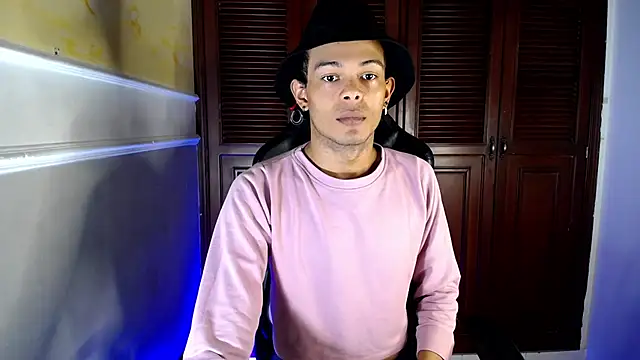 rose Skinny  online show from October 8, 7:11 pm