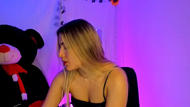 Keyth clement online show from February 7, 4:46 pm