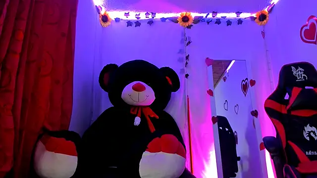 Keyth clement online show from March 6, 4:28 pm