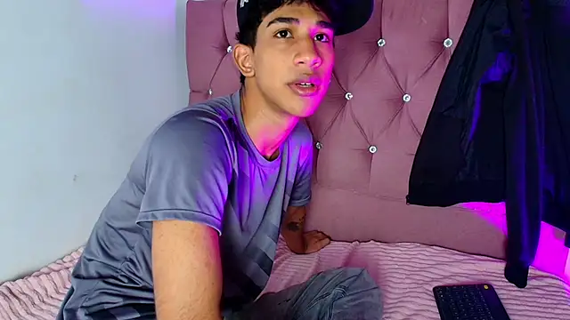 Snapshot of hares_mds chatting on November 18, 4:11 pm hares mds online show from November 18, 4:11 pm