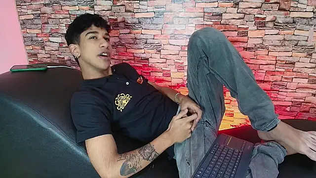 hares mds online show from February 12, 3:29 pm