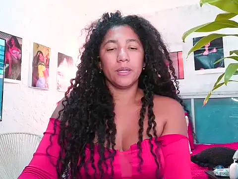 Snapshot of bellacrespalatina chatting on March 19, 5:22 am bellacrespalatina online show from March 19, 5:22 am