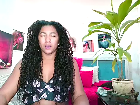 Snapshot of bellacrespalatina chatting on March 28, 4:45 am bellacrespalatina online show from March 28, 4:45 am