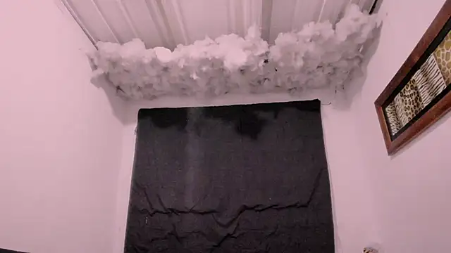 Lauu G online show from November 6, 10:16 am