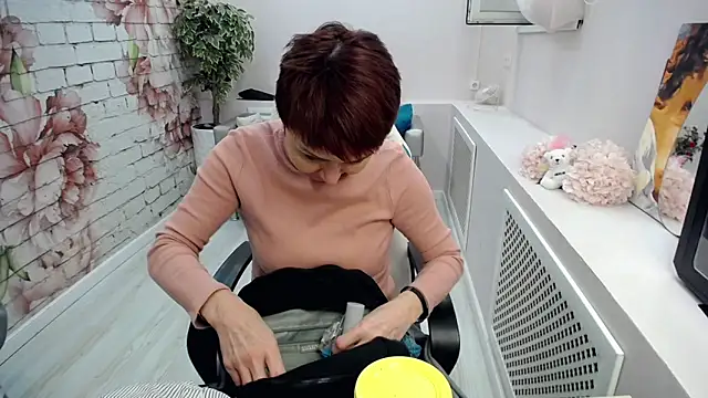 Cutie Asya online show from November 19, 4:34 am