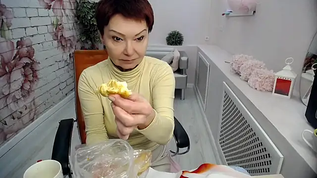 Cutie Asya online show from March 19, 4:16 am