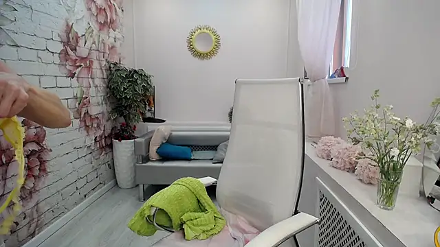 Cutie Asya online show from June 9, 4:24 am