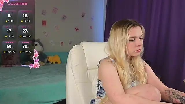 Snapshot of Kate_Legend chatting on January 8, 4:26 am Kate Legend online show from January 8, 4:26 am