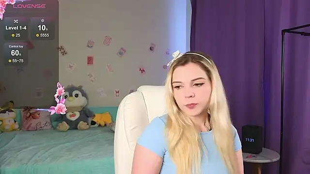 Snapshot of Kate_Legend chatting on January 19, 4:38 am Kate Legend online show from January 19, 4:38 am