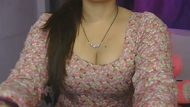 cutie-taara online show from March 20, 3:44 am