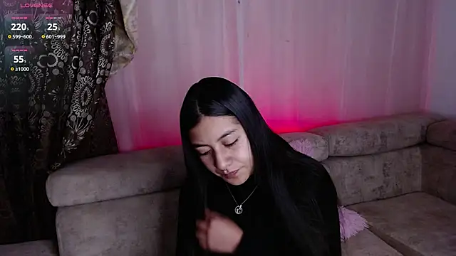 Snapshot of Paulis_gh chatting on December 18, 11:45 am Paulis gh online show from December 18, 11:45 am