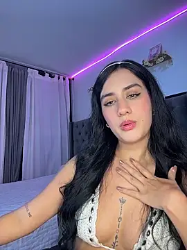 Amiirra  online show from December 18, 3:56 am