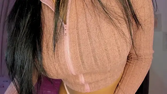 Amiirra  online show from March 26, 10:59 pm