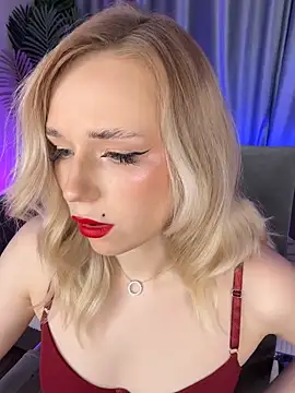 Eva Millss online show from February 15, 3:17 pm