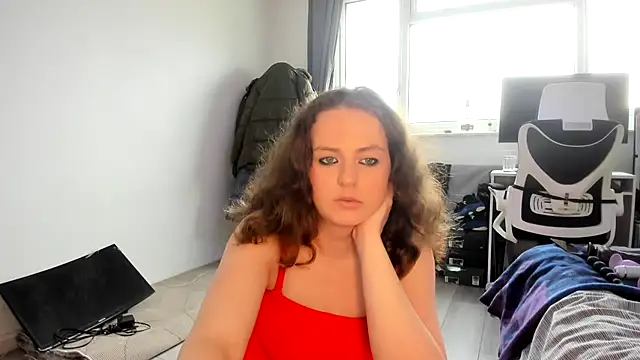 ENGLISHEMILY 69 online show from January 7, 12:41 pm