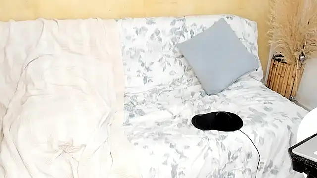 JuanDiegoKing online show from June 3, 2:25 am