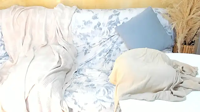 Snapshot of JuanDiegoKing chatting on June 30, 12:50 pm JuanDiegoKing online show from June 30, 12:50 pm