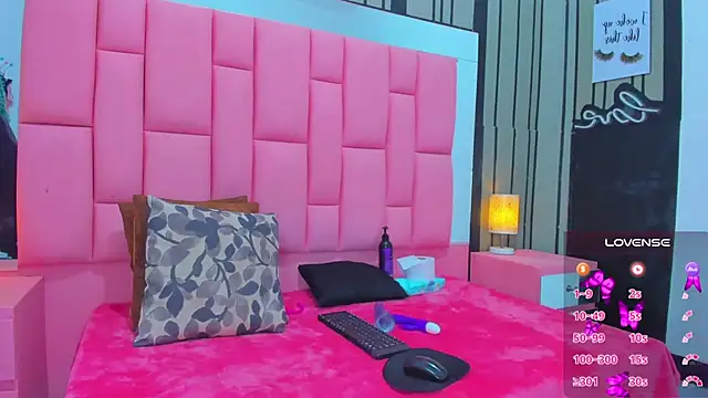 Snapshot of Brithanyslim chatting on January 30, 7:37 pm Brithanyslim online show from January 30, 7:37 pm