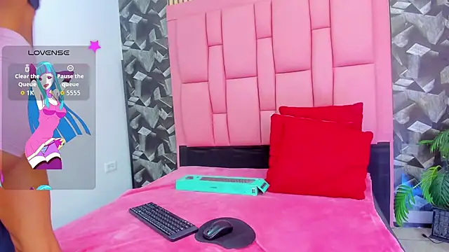 Brithanyslim online show from February 10, 7:29 pm