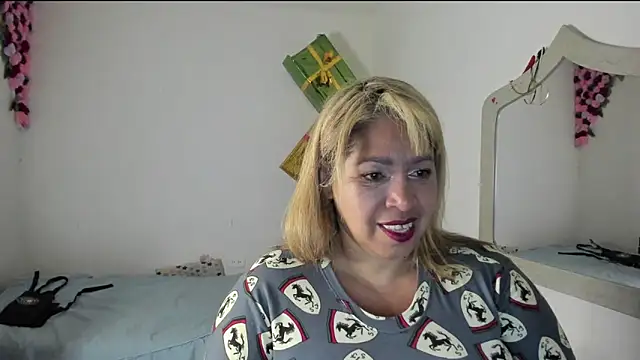 anubys godes online show from December 19, 12:23 pm