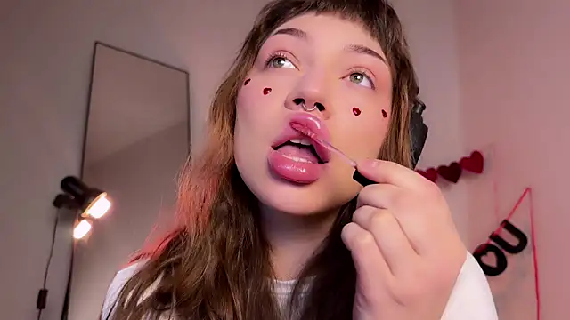 Snapshot of PaulaPratt chatting on February 15, 5:30 am PaulaPratt online show from February 15, 5:30 am