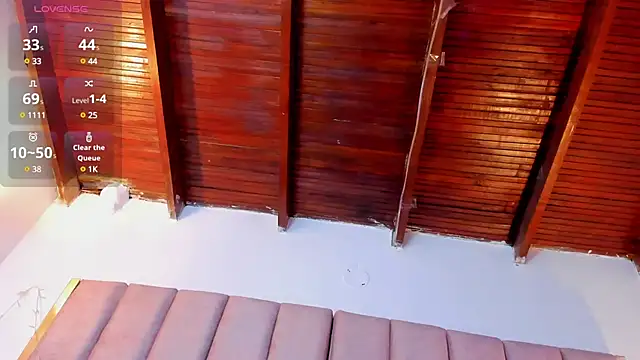 Snapshot of VICTORIA_RASH chatting on February 6, 8:56 pm VICTORIA RASH online show from February 6, 8:56 pm