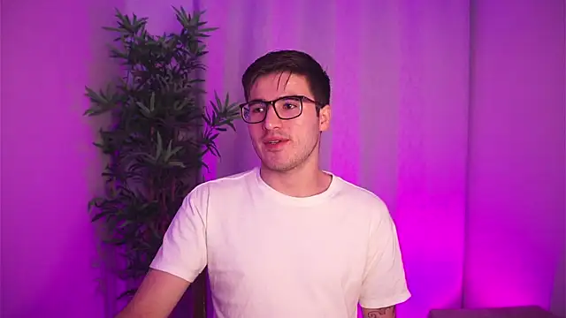 Tony Wylie online show from November 12, 11:10 am