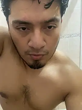 Snapshot of YoElMasHot chatting on March 28, 1:38 am YoElMasHot online show from March 28, 1:38 am