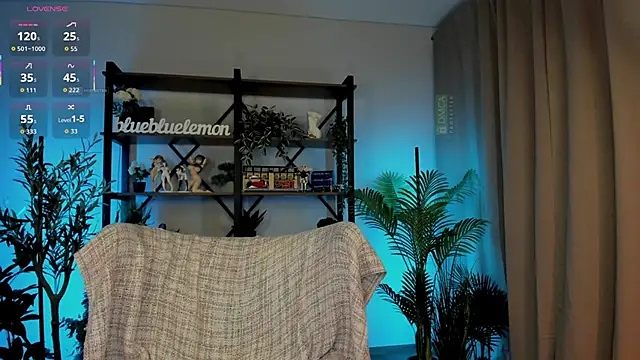 Snapshot of careful_i_bite_nya chatting on September 30, 1:16 pm careful i bite nya online show from September 30, 1:16 pm