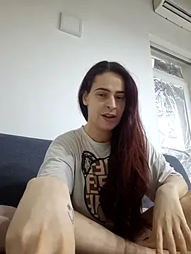 Snapshot of perla97 chatting on February 17, 1:51 pm perla97 online show from February 17, 1:51 pm