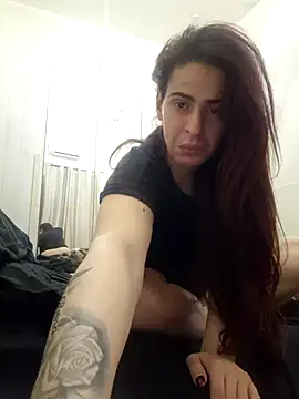 Snapshot of perla97 chatting on March 1, 12:23 am perla97 online show from March 1, 12:23 am