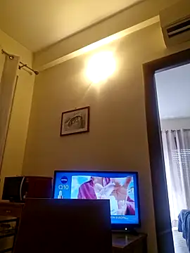 Snapshot of perla97 chatting on March 3, 11:16 am perla97 online show from March 3, 11:16 am