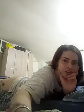 Snapshot of perla97 chatting on March 19, 6:56 pm perla97 online show from March 19, 6:56 pm