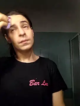 Snapshot of perla97 chatting on March 25, 2:45 pm perla97 online show from March 25, 2:45 pm