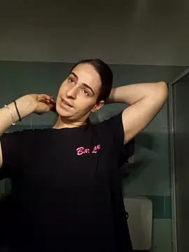 Snapshot of perla97 chatting on March 27, 2:28 pm perla97 online show from March 27, 2:28 pm